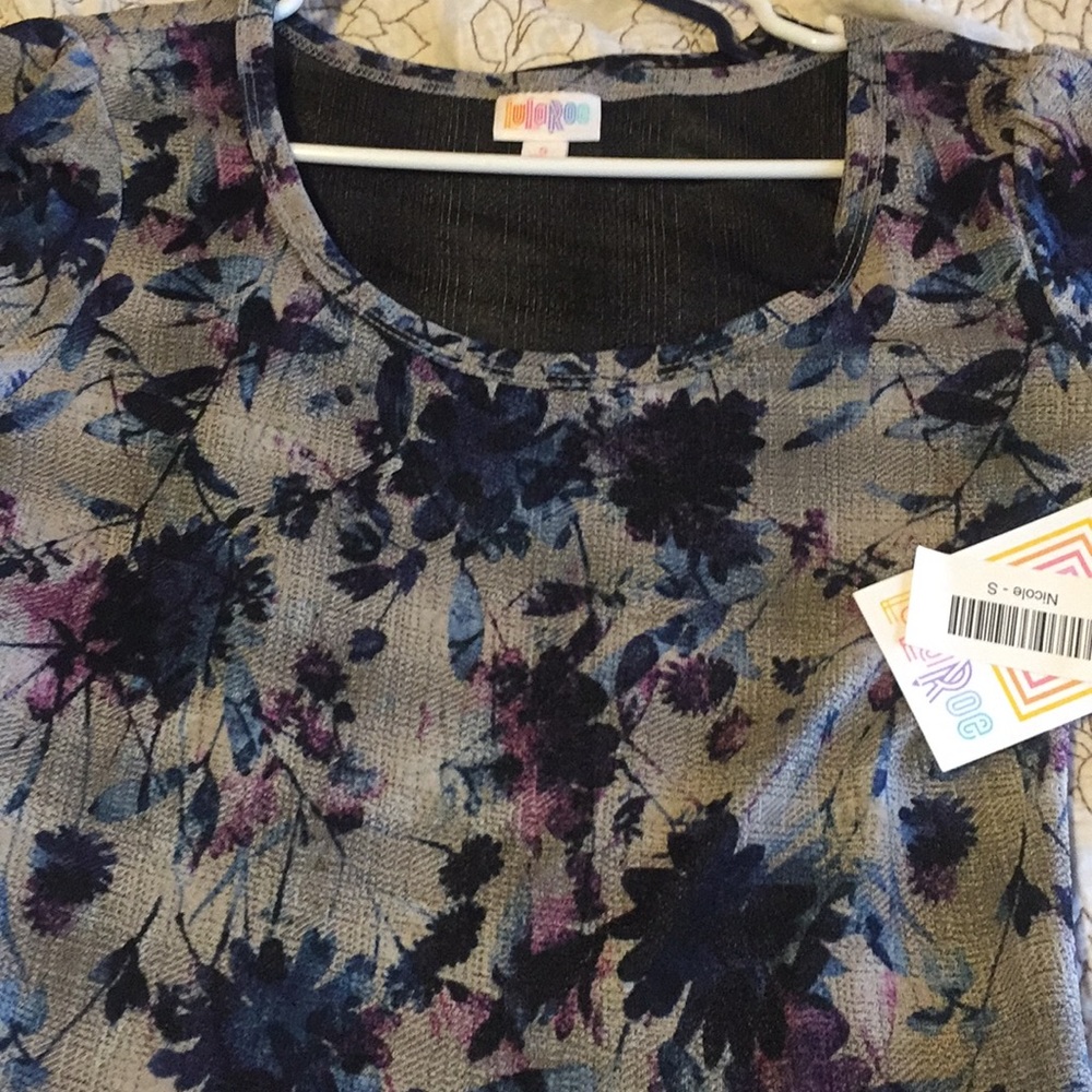 Small lularoe Nicole dress